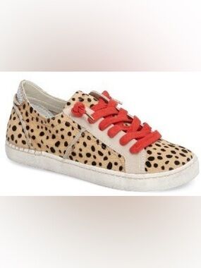 Dolce vita zalen Leopard Print Casual Sneaker with Red Laces sz 7.5